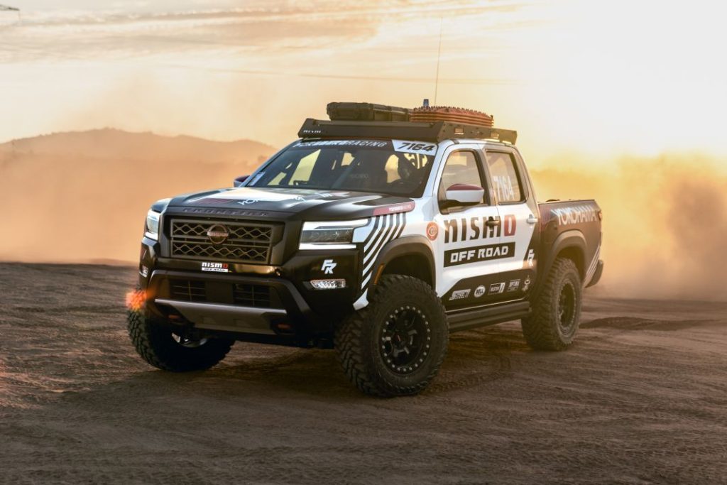 Un Nissan Navara extremo, un X-Trail todototerreno y una berlina atómica son las propuestas de Nissan en el SEMA 14 Motor16 nissan navara frontier sema 2023 9 Motor16