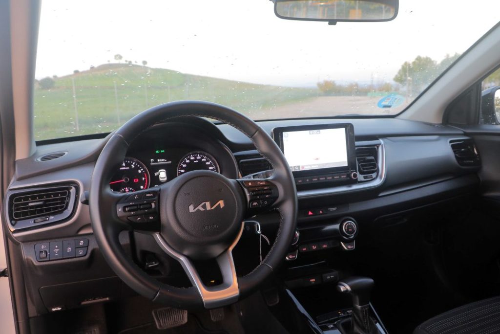 Prueba del Kia Stonic 1.0 T-GDi Drive DCT 120 CV: Como un mechero 5 Motor16 prueba kia stonic drive mild hibrid motor 16 21 Motor16