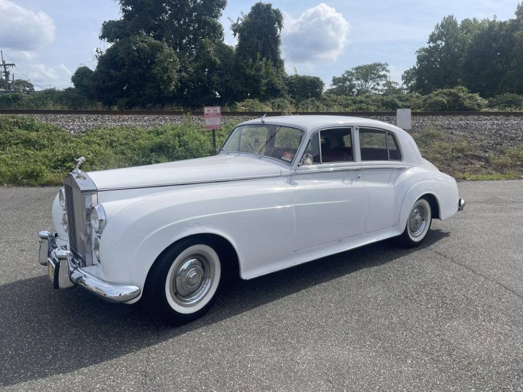 Cuatro Rolls-Royce al precio de un Fiat Tipo. Corre, que se los llevan… 1 Motor16 rolls royce silver cloud ii 1960 Motor16