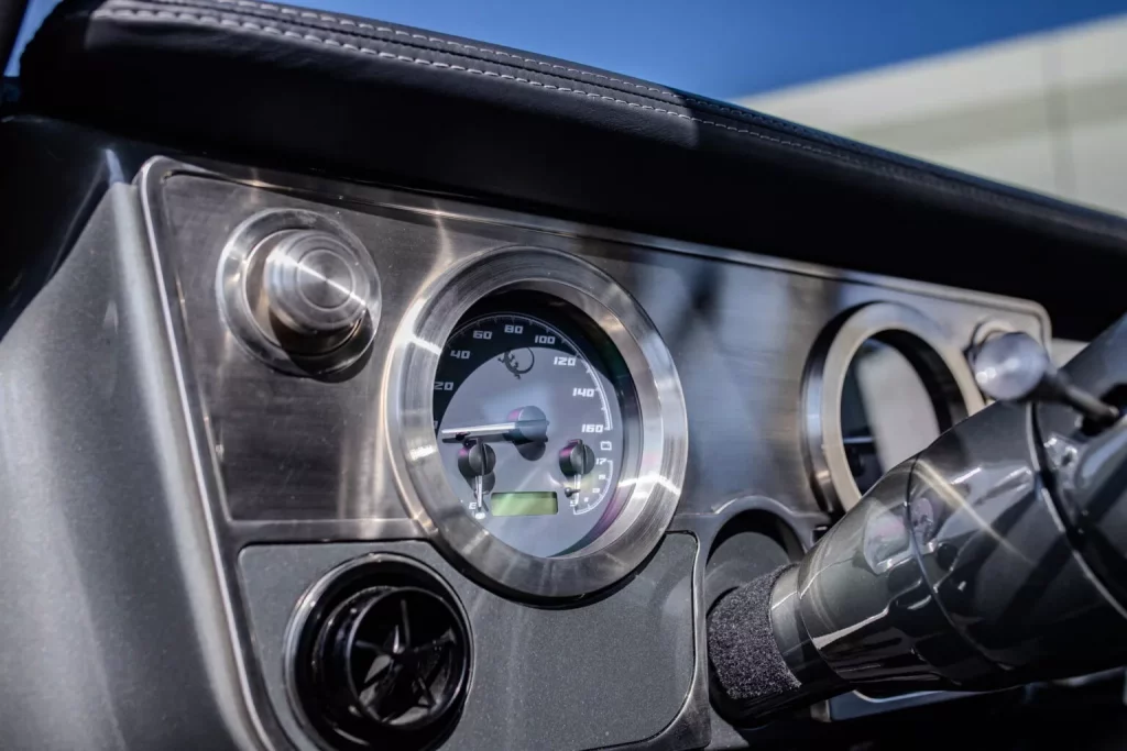 1970 Icon Chevrolet Suburban 27 Motor16
