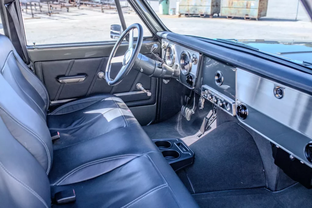 1970 Chevrolet Suburban. Imagen interior.