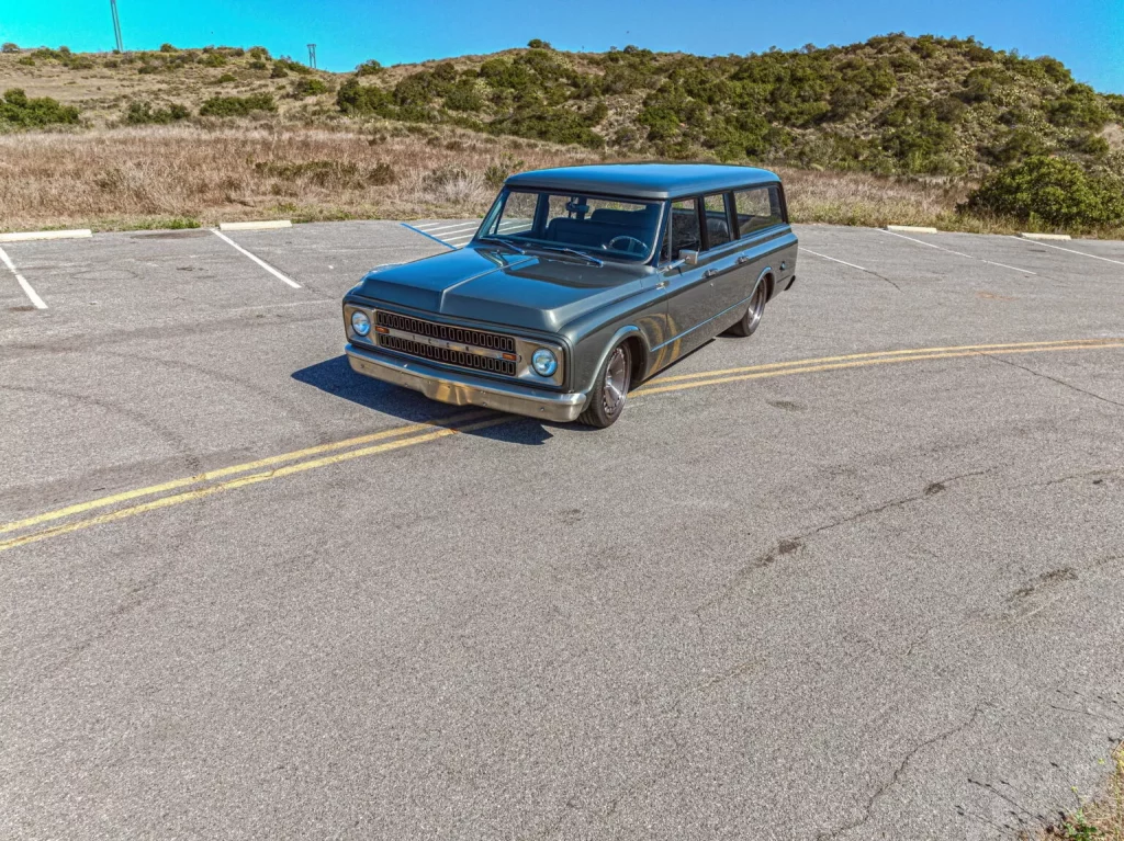 1970 Icon Chevrolet Suburban 4 Motor16
