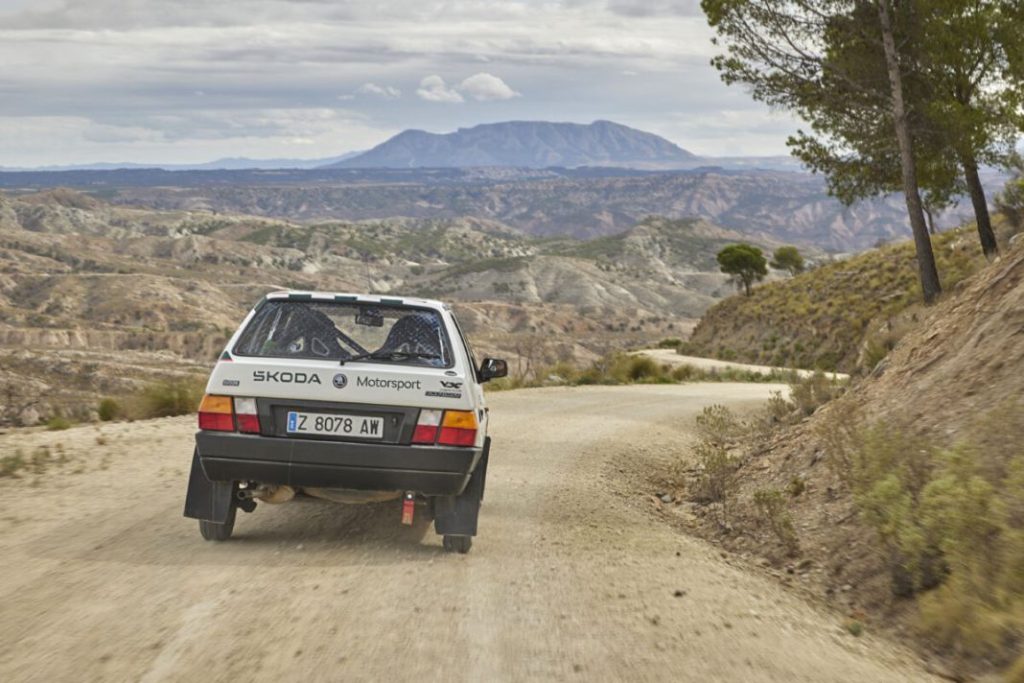 El Skoda Favorit resiste al Iberian Classic Raid. En el que hemos participado 24 Motor16 1994 Skoda Favorit Rally 9 Motor16