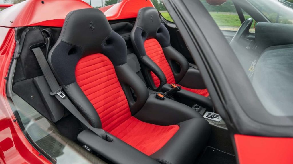 El Ferrari F50 de Rod Stewart está buscando un nuevo hogar 23 Motor16 1997 ferrari f50 rod stewart 21 Motor16