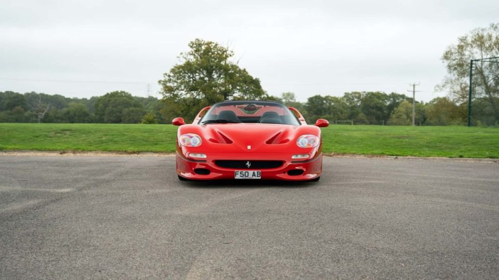 El Ferrari F50 de Rod Stewart está buscando un nuevo hogar 7 Motor16 1997 ferrari f50 rod stewart 5 Motor16
