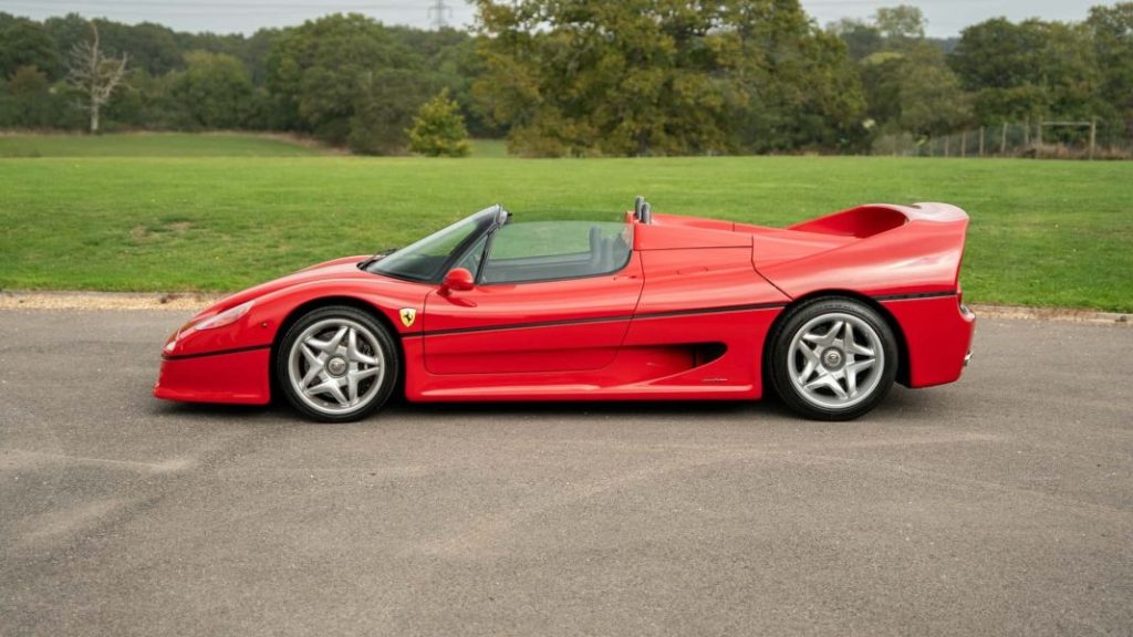 El Ferrari F50 de Rod Stewart está buscando un nuevo hogar 9 Motor16 1997 ferrari f50 rod stewart 7 Motor16
