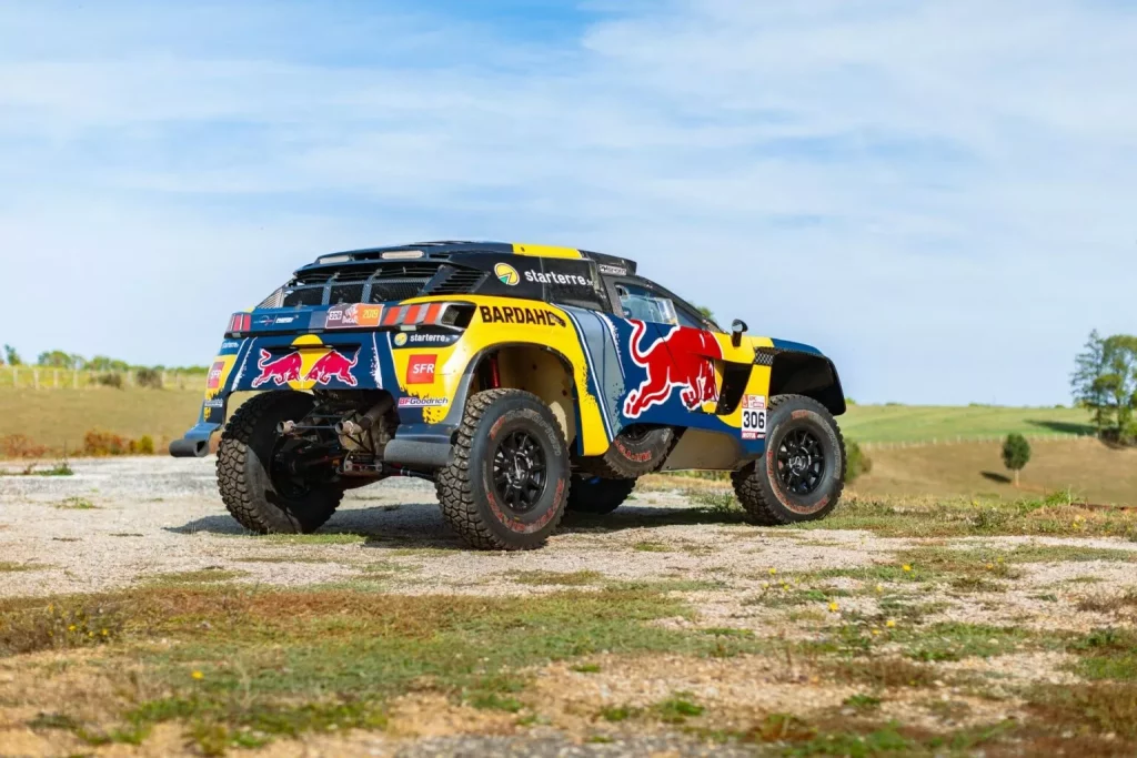 Este Peugeot 3008 DKR pilotado por Loeb y Despres está buscando hogar 3 Motor16 2017 Peugeot 3008 DKR RM Sotheby's. Imagen exterior.