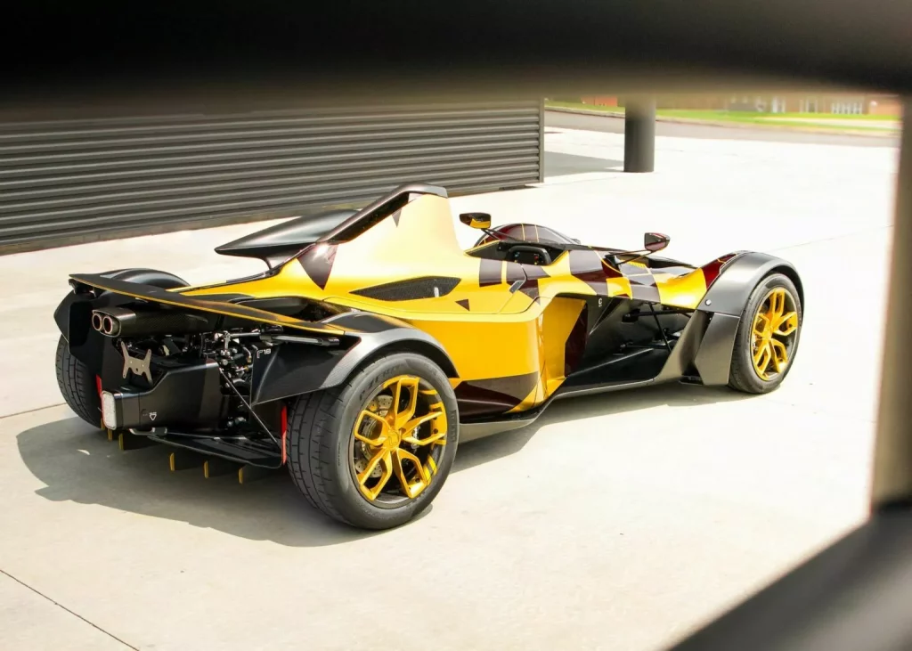 El BAC Mono R se viste de oro por expreso deseo de un Youtuber 6 Motor16 2023 BAC Mono R Jordan Youtuber 4 Motor16