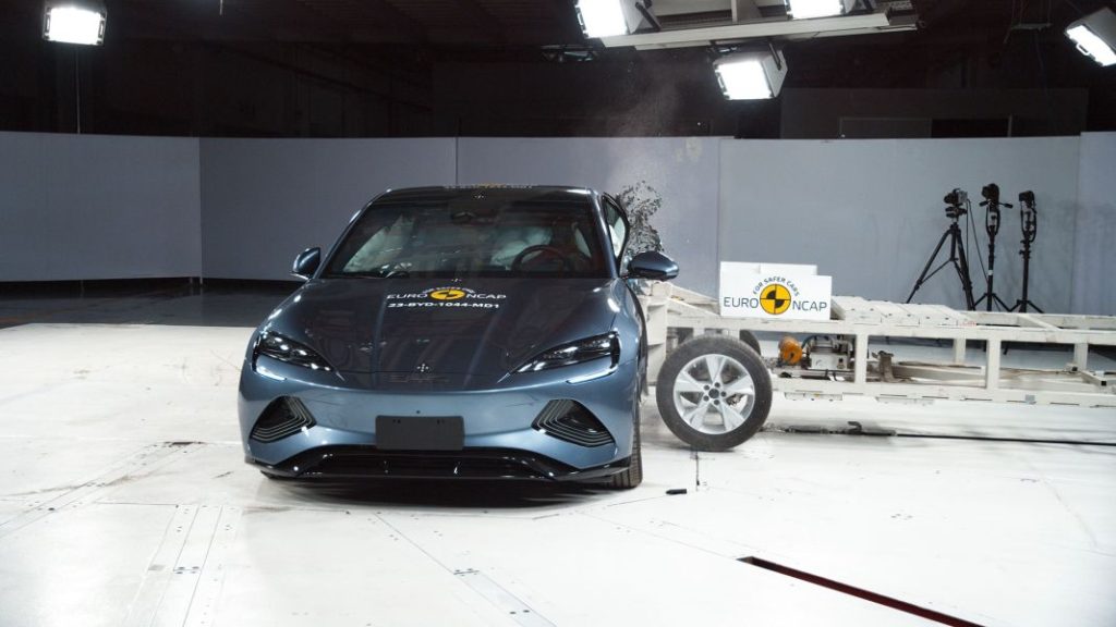 ¿Son seguros los coches chinos? Pues estos BYD han dejado boquiabieros a EuroNCAP 2 Motor16 2023 BYD EuroNCAP 2 Motor16