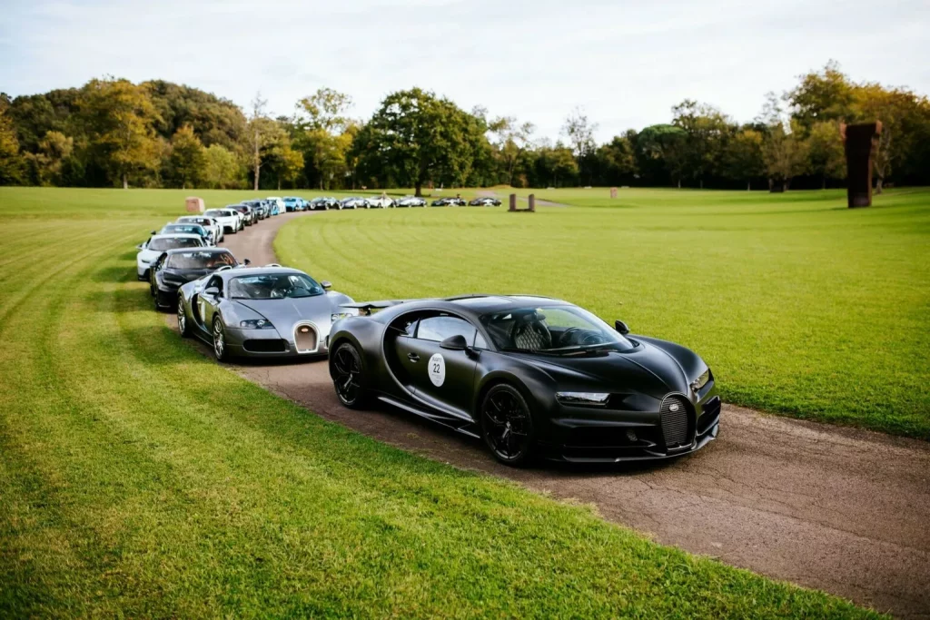 2023 Bugatti Tour 8 Motor16