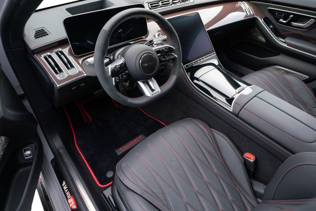Mansory lleva al Mercedes-AMG S 63 E Performance a acariciar los 900 CV 3 Motor16 2023 Mansory Mercedes-AMG S 63 E Performance. Imagen interior.