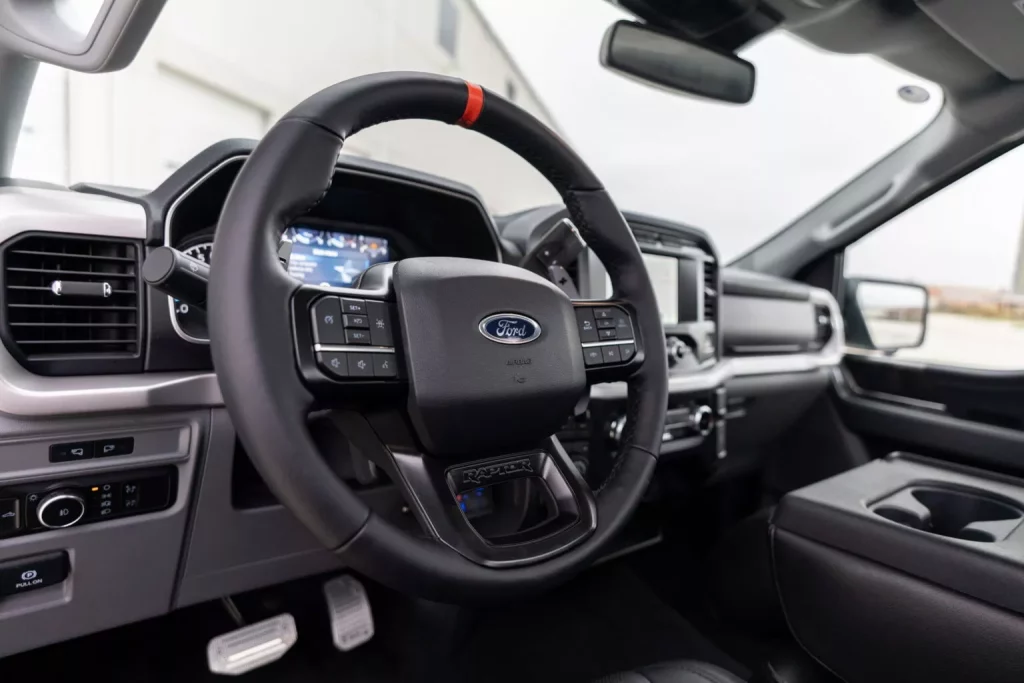 Este Ford F-150 Raptor R demuestra que 710 CV son pocos y que cuatro puertas son muchas 3 Motor16 2023 PaxPower F 150 Raptor R Gray 1 Motor16