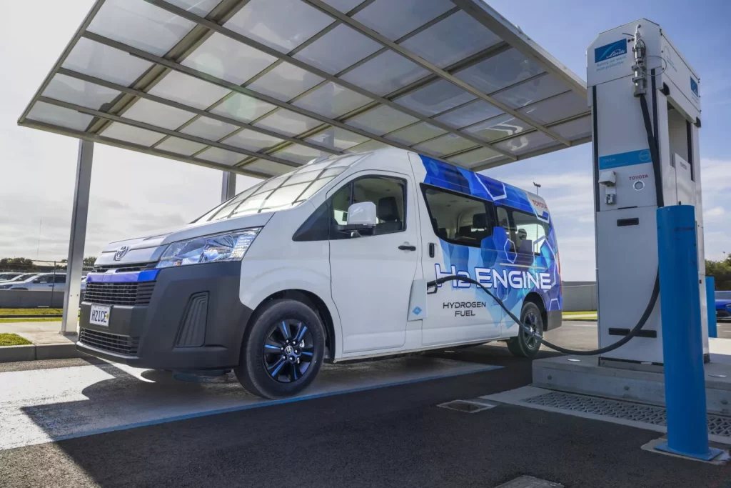 2023 Toyota HiAce Hydrogen Prototipo 10 Motor16