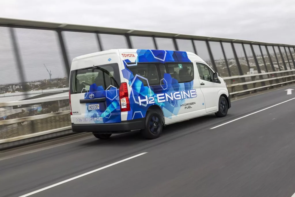 2023 Toyota HiAce Hydrogen Prototipo 7 Motor16