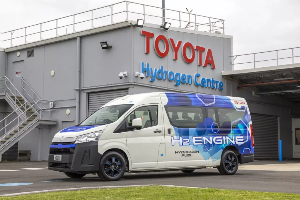 2023 Toyota HiAce Hydrogen Prototipo 8 Motor16