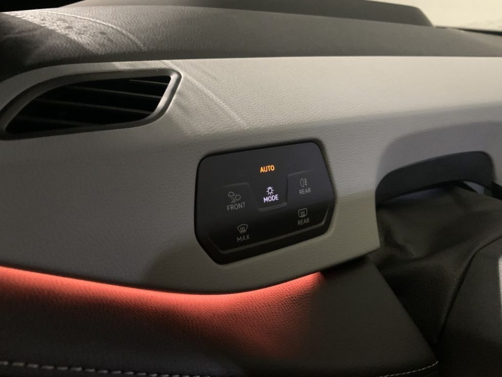 Volkswagen ID.3 PRO: Probamos un interesante eléctrico que se actualiza lo justo 24 Motor16 2023 Volkswagen ID 21 Motor16