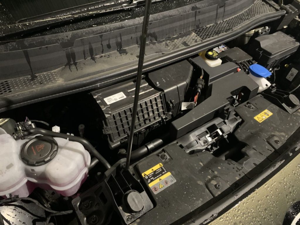 Volkswagen ID.3 PRO: Probamos un interesante eléctrico que se actualiza lo justo 30 Motor16 2023 Volkswagen ID 30 Motor16