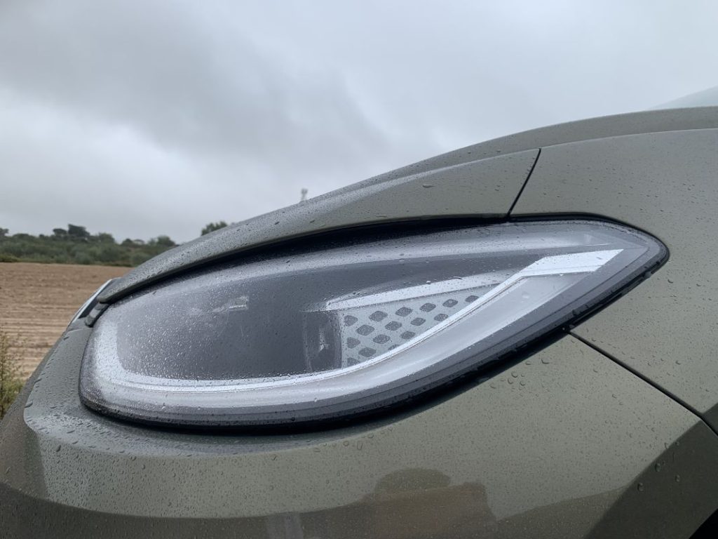 Volkswagen ID.3 PRO: Probamos un interesante eléctrico que se actualiza lo justo 14 Motor16 2023 Volkswagen ID 4 1 Motor16