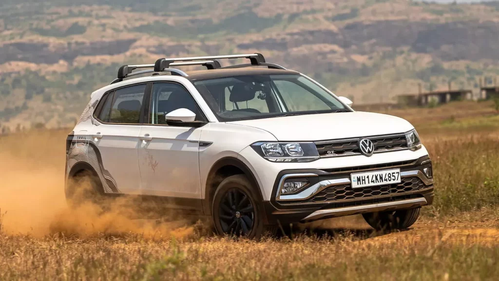 Volkswagen Taigun: El T-Cross para India estrena versión para tirarse al barro 2 Motor16 2023 Volkswagen Taigun GT Edge Trail Edition. Imagen delantera.