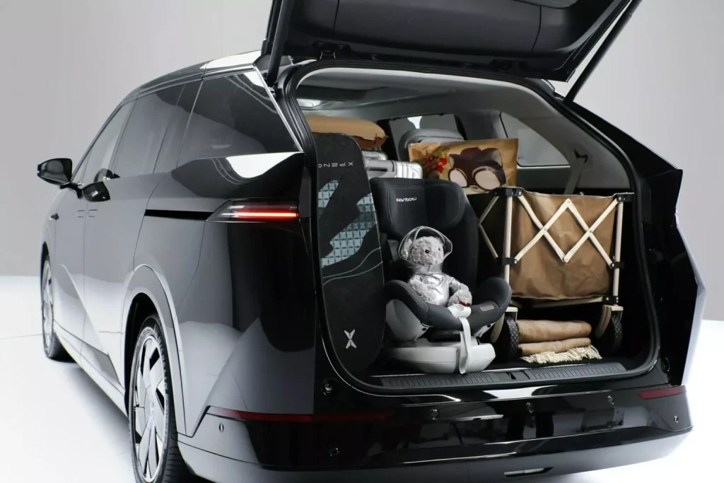 2023 Xpeng X9 37 Motor16