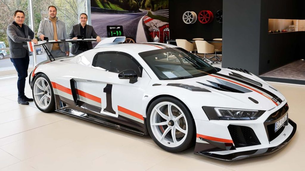 ABT despide al Audi R8 con este XGT. Un GT2 que tiene matrículas 4 Motor16 2023 abt xgt Audi R8 2 Motor16