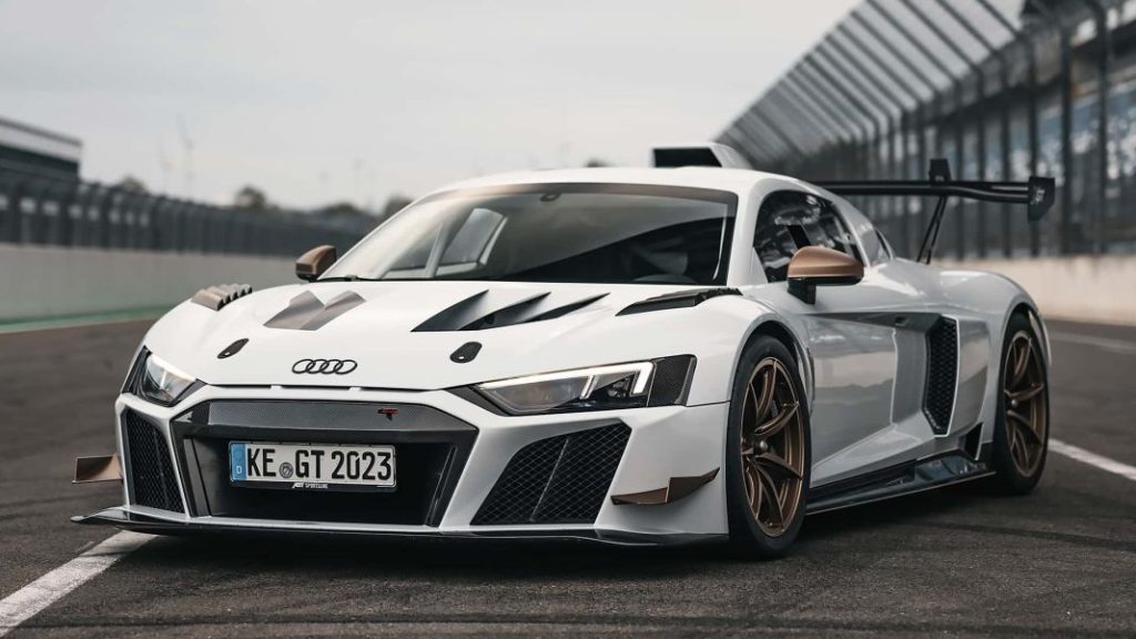 ABT despide al Audi R8 con este XGT. Un GT2 que tiene matrículas 5 Motor16 2023 abt xgt Audi R8 3 Motor16