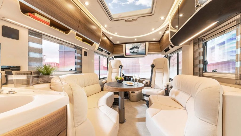 2023 concorde liner 1090 gio autocaravana 12 Motor16