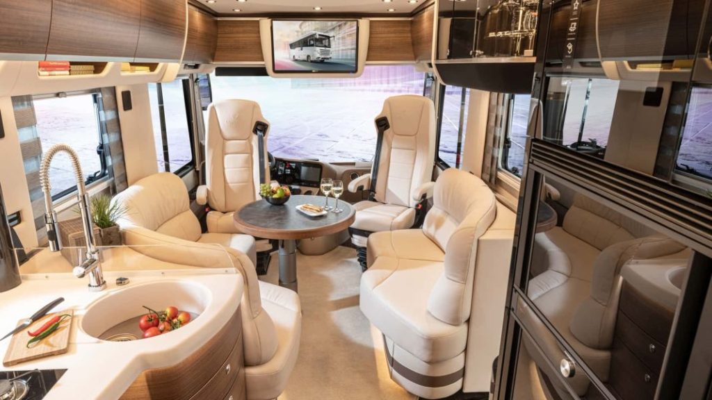 2023 concorde liner 1090 gio autocaravana 13 Motor16