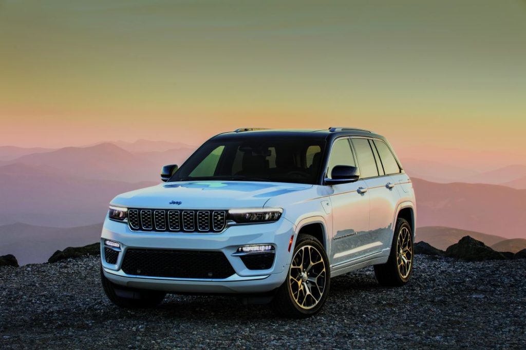 Historia y futuro de Jeep: Hablar de Jeep es hablar de todoterreno 8 Motor16 2024 Jeep Grand Cherokee 4xe JP024 053GC Motor16