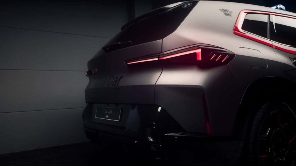 BMW XM: El Safety Car más poderoso y pesado en la historia de MotoGP 12 Motor16 2024 bmw xm label motogp safety car 8 Motor16