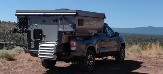 Si no tienes una furgoneta camper o una autocaravana no sufras: Aquí tienes dos soluciones de ‘quita y pon’, y mucho más baratas 155 Motor16 camper