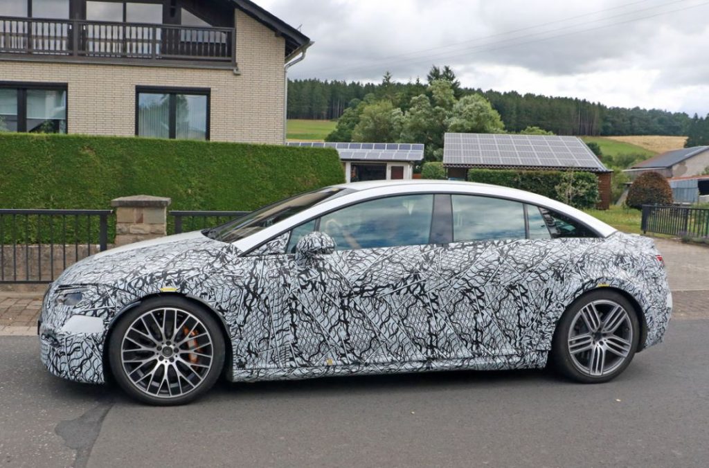 AMG GT4 EV mule 5 Motor16