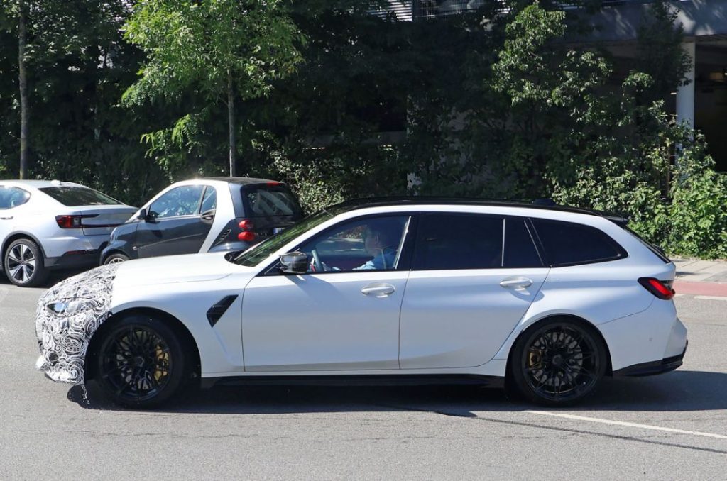 BMW M3 Touring Facelift 13 Motor16