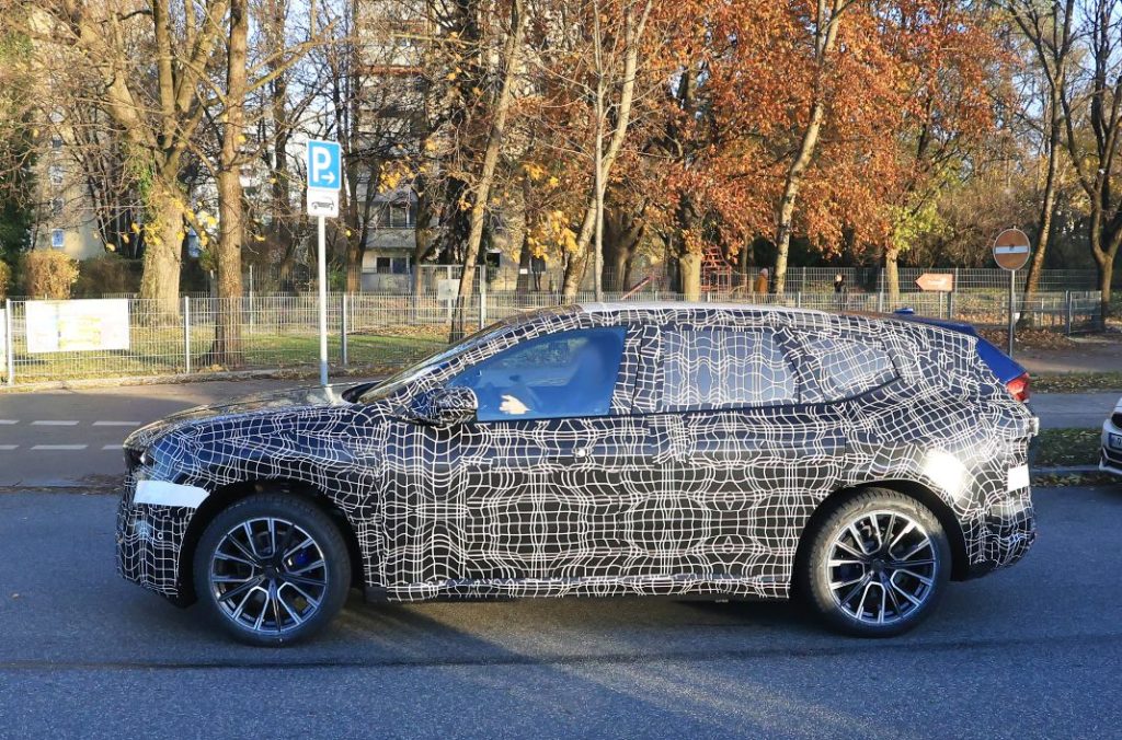 BMW Neue Klasse SUV iX3 17