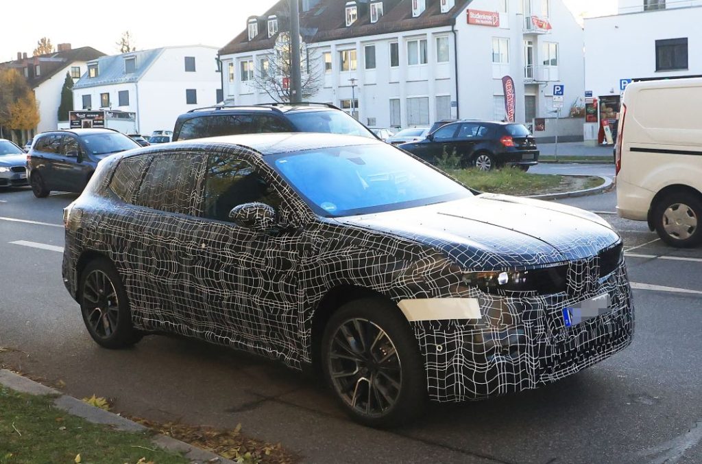 BMW Neue Klasse SUV iX3 27 Motor16