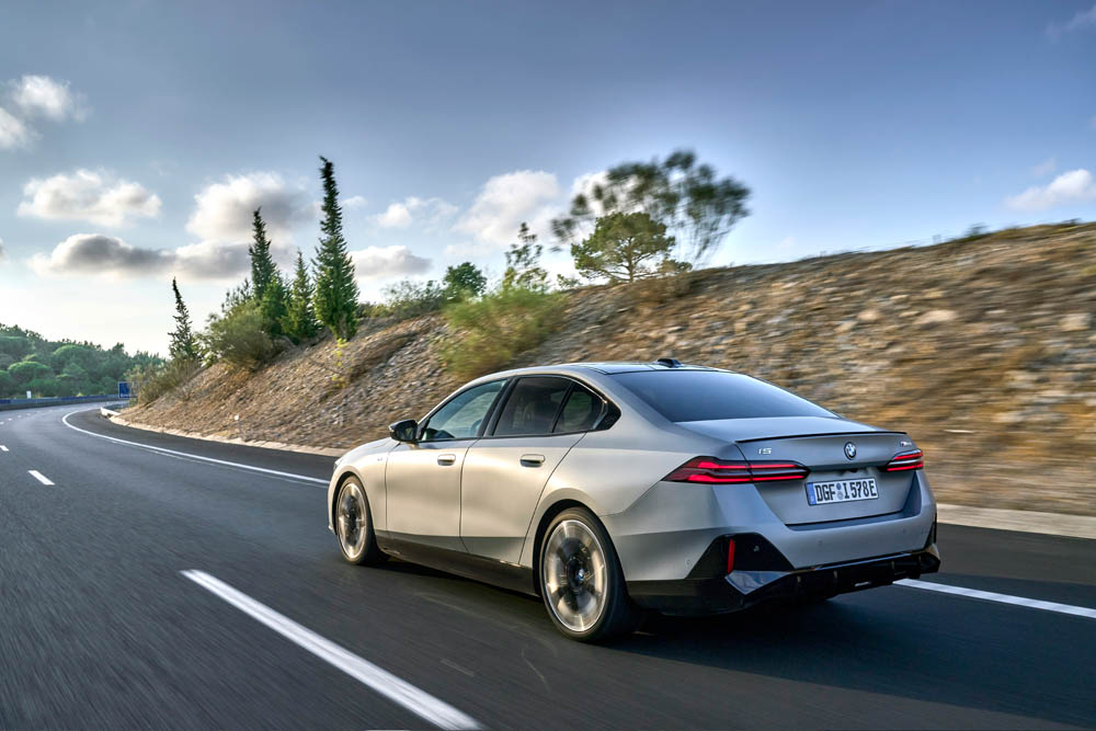 Primera prueba del nuevo BMW Serie 5. De cine 43 Motor16 BMW Serie 5 octava generacion 37 Motor16