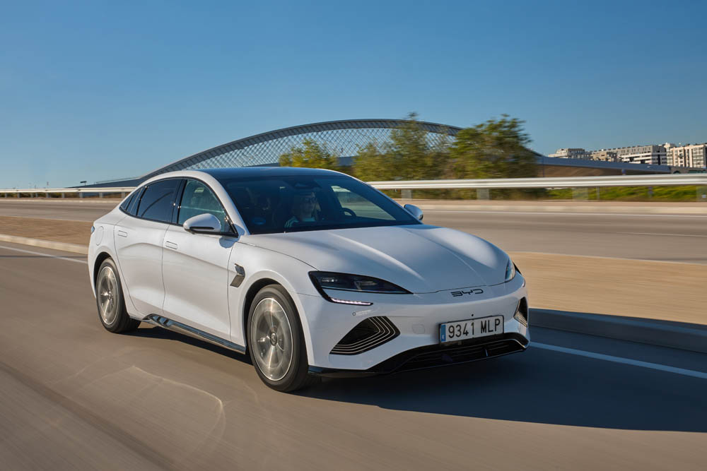 Primera prueba del BYD Seal. Un dolor de cabeza para el Tesla Model 3 20 Motor16 BYD Seal 12 Motor16