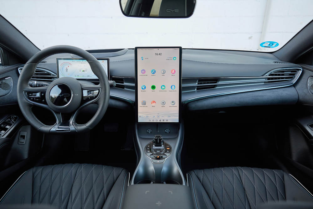 Primera prueba del BYD Seal. Un dolor de cabeza para el Tesla Model 3 34 Motor16 BYD Seal 26 Motor16