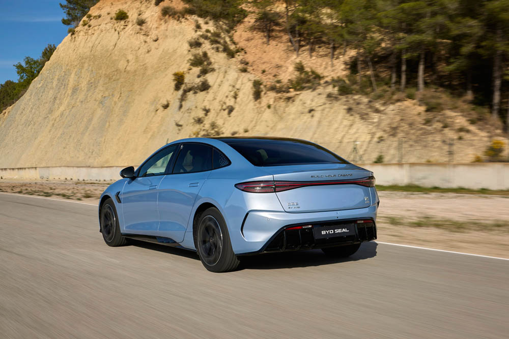 Primera prueba del BYD Seal. Un dolor de cabeza para el Tesla Model 3 54 Motor16 BYD Seal 46 1 Motor16