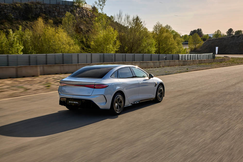 Primera prueba del BYD Seal. Un dolor de cabeza para el Tesla Model 3 57 Motor16 BYD Seal 49 Motor16