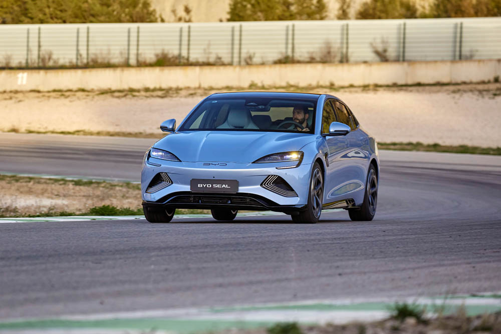 Primera prueba del BYD Seal. Un dolor de cabeza para el Tesla Model 3 60 Motor16 BYD Seal 52 Motor16