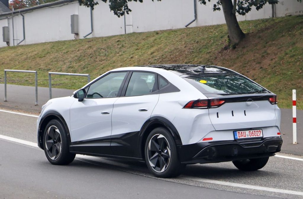 El modelo de Cupra que va a dar nombre a una nueva marca en China 1 Motor16 Este modelo, basado en el Cupra Tavascan, será el primero de la nueva marca.