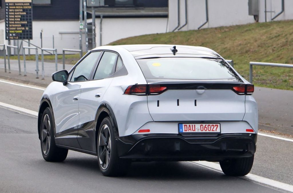El modelo de Cupra que va a dar nombre a una nueva marca en China 13 Motor16 China Tavascan 12 Motor16