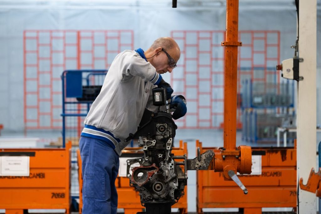 40 millones de euros y 550 empleos: las cifras del primer hub de economía circular de Stellantis 8 Motor16 Circular Economy Hub Mirafiori Stellantis7 Motor16