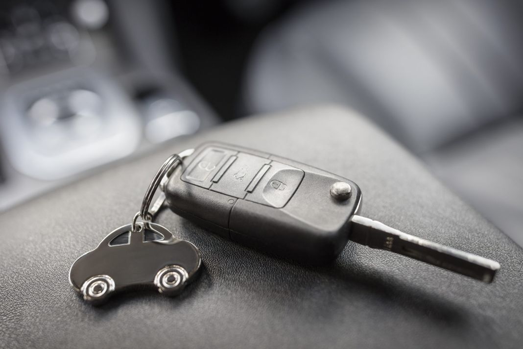 Todos los papeles que tienes que llevar en tu coche 2 Motor16 Tarjeta de circulación