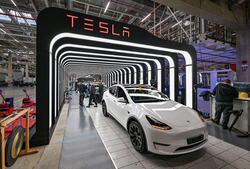 Ventas de coches eléctricos en España: la marca que se la juega a cara o cruz 1 Motor16 EuropaPress tesla model y fabrica berlin Motor16