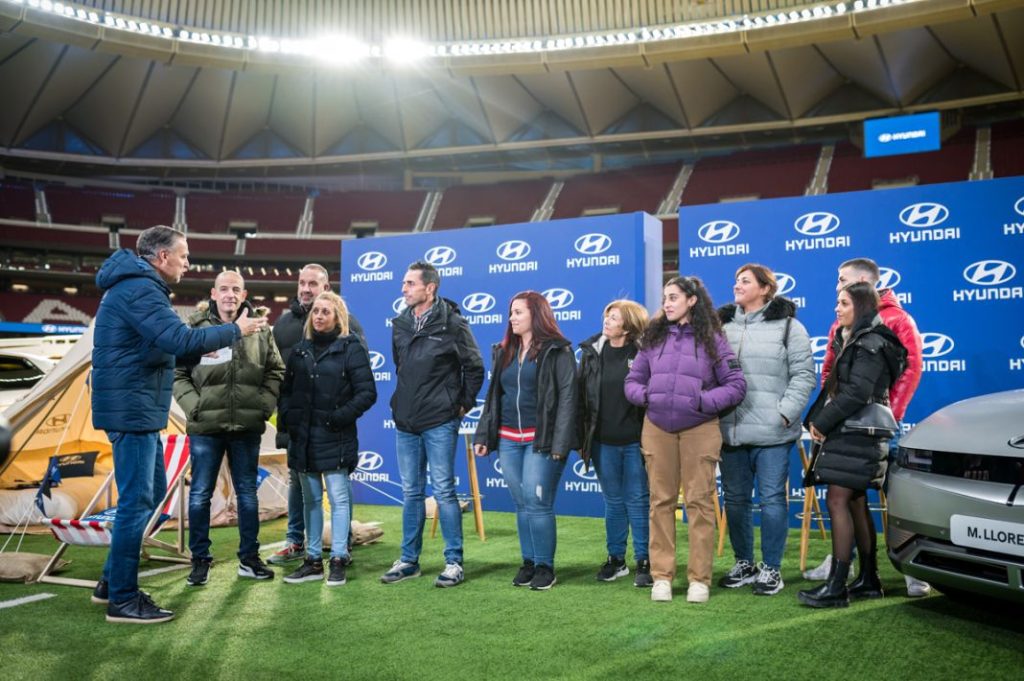 Hyundai Ioniq 5 Atletico Madrid acampada4 Motor16
