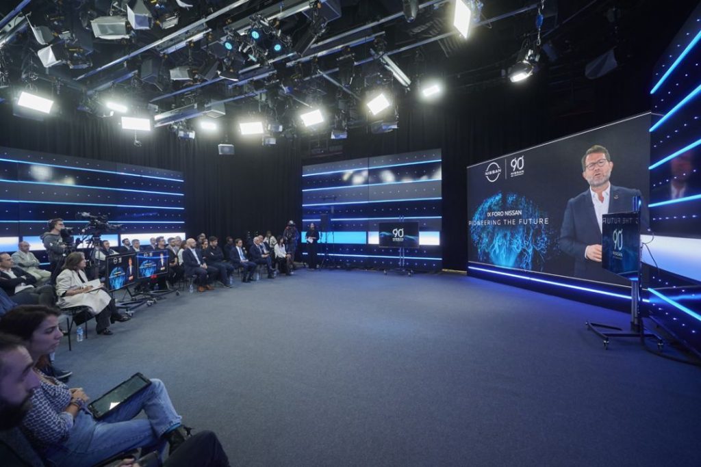 100.000 millones de euros: el impacto económico del coche conectado y autónomo en España 3 Motor16 IX edicion Foro Nissan 1 Motor16