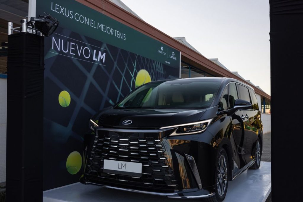 Lexus LM Copa Davis Malaga 20238 Motor16