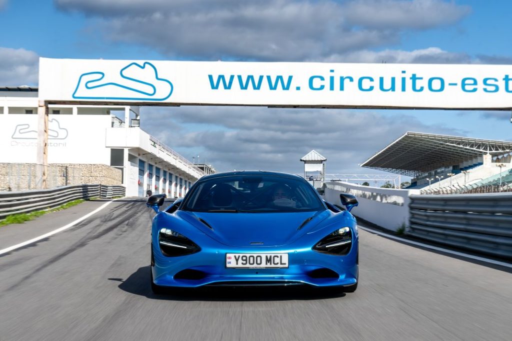 McLaren Group tiene nuevo dueño: Mumtalakat se hace con el 100 % de la compañía 2 Motor16 McLaren_750S_TheDrive-0702